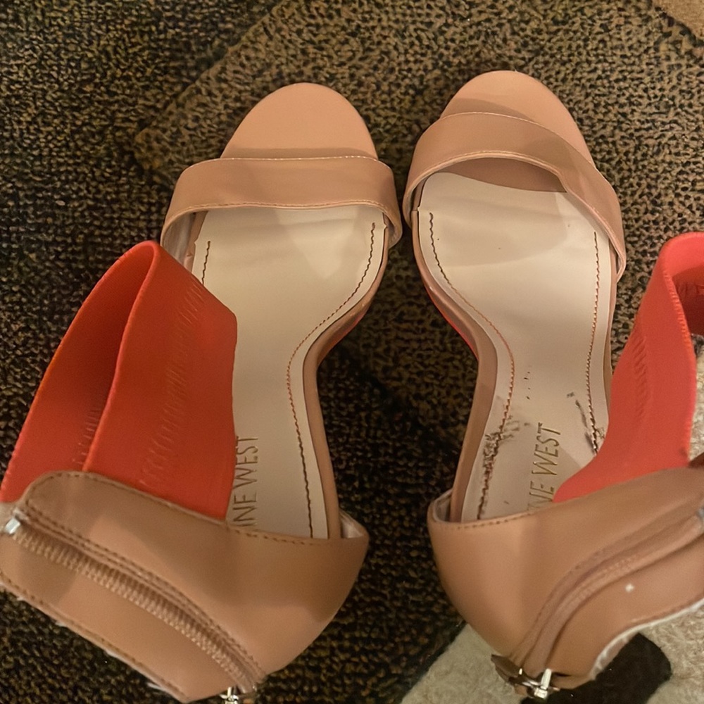 Heels - Picture 5 of 5